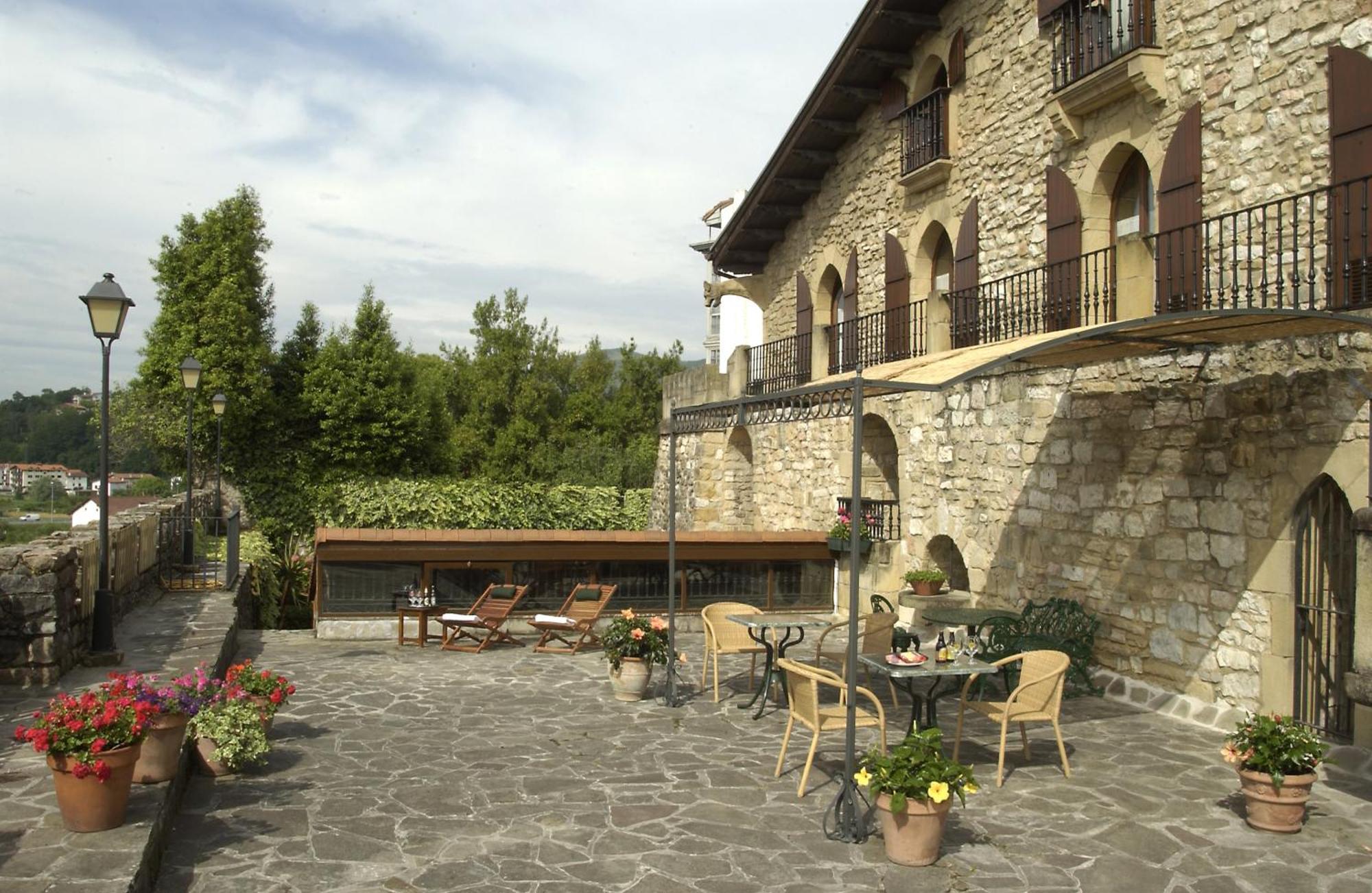 Hotel Palacio Obispo 혼다리비아 외부 사진